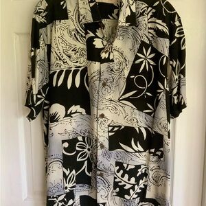 SALE❤️NWOT….TOMMY BAHAMA 100% silk Men's Shirt